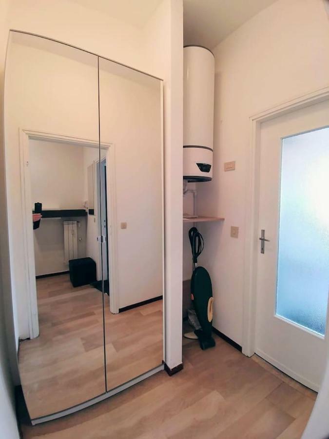 Appartamento Con Terrazzo Zona Ospedale Civile 布雷西亚 外观 照片